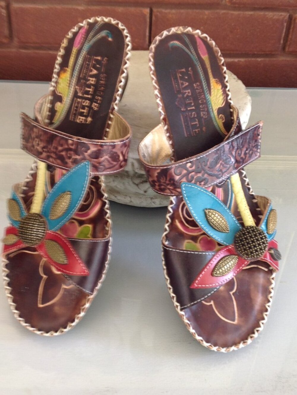 Sz 8 L'Artiste by Spring Step Slide Sandals featuring Hand Painted Leather